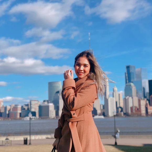 Meet your Posher, Doreen - Picture 1 of 1